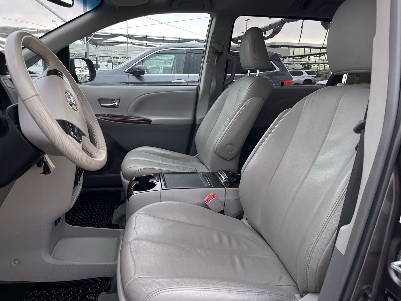 2014 Toyota Sienna in Calgary, Alberta