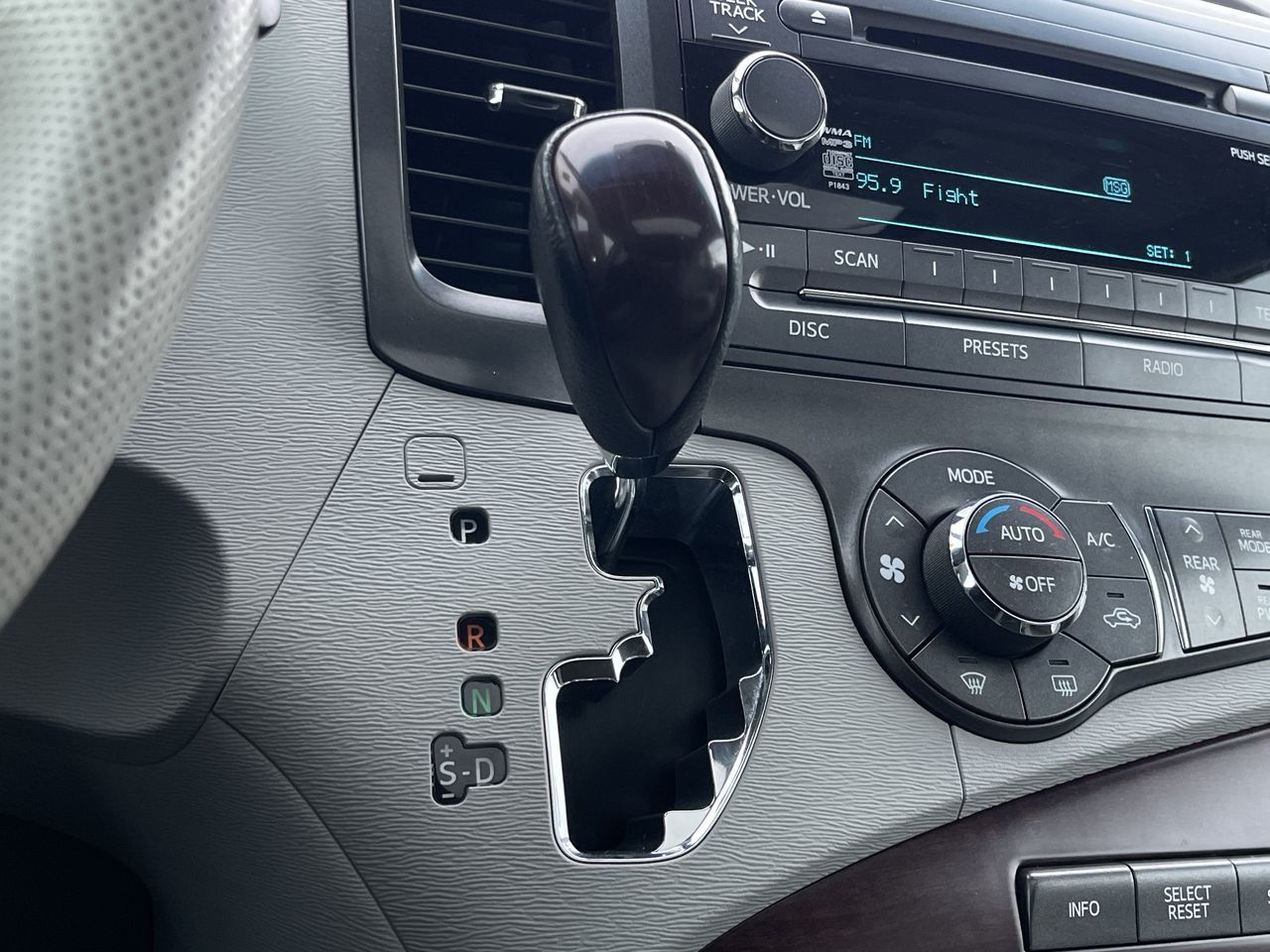 2014 Toyota Sienna in Calgary, Alberta