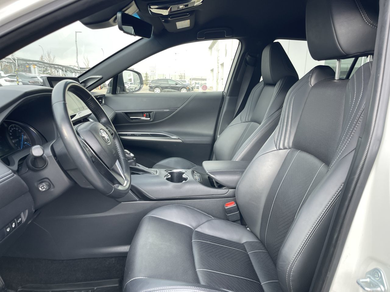 Toyota Venza Hybrid  2021 à Calgary, Alberta