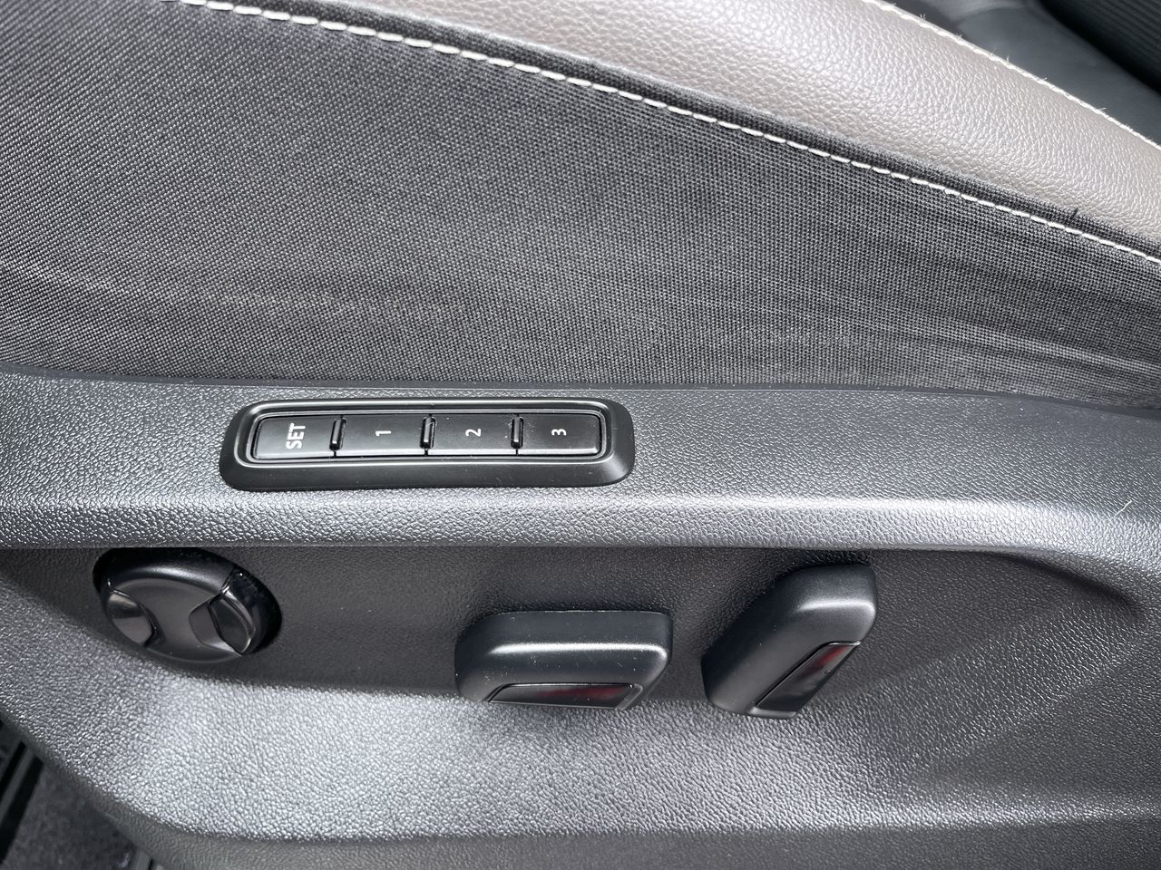 2021 Volkswagen Atlas Cross Sport in Calgary, Alberta