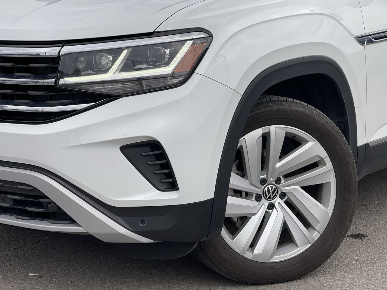 2021 Volkswagen Atlas Cross Sport in Calgary, Alberta