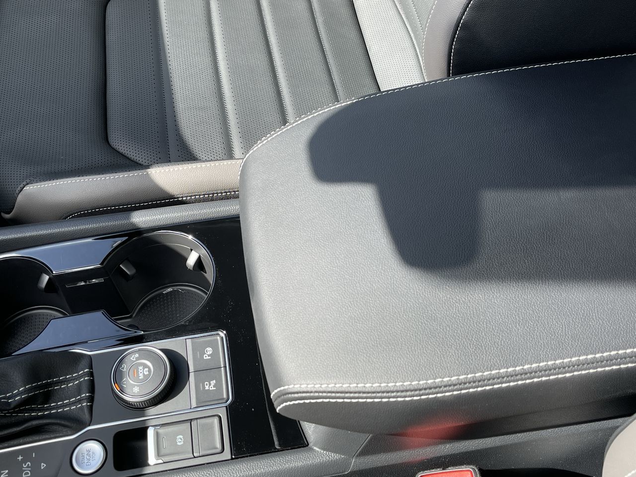 Volkswagen Atlas Cross Sport  2022 à Calgary, Alberta