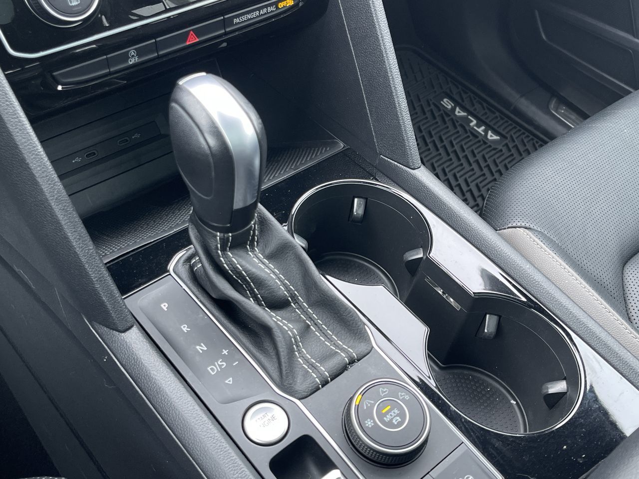 Volkswagen Atlas Cross Sport  2022 à Calgary, Alberta