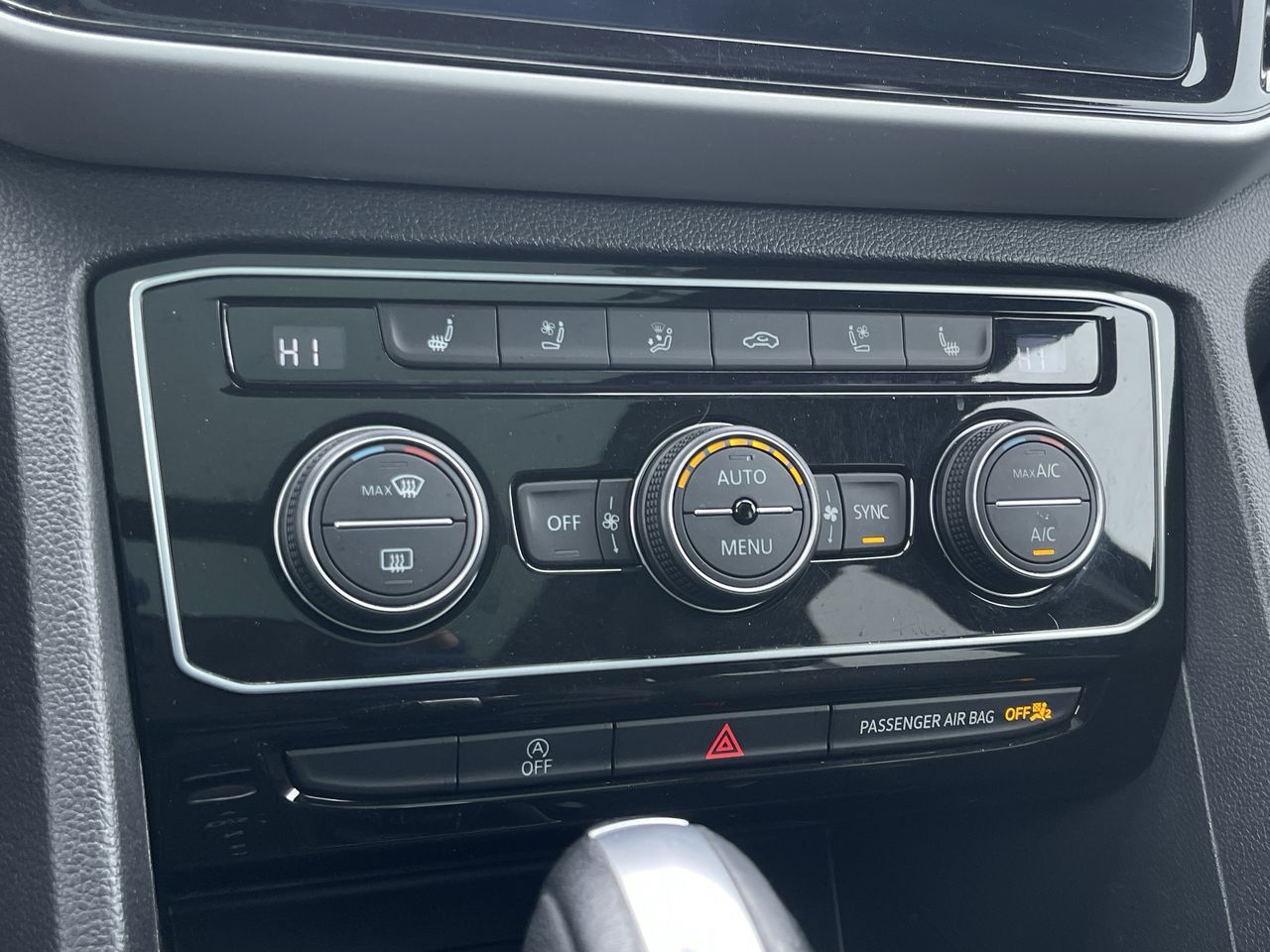 Volkswagen Atlas Cross Sport  2022 à Calgary, Alberta