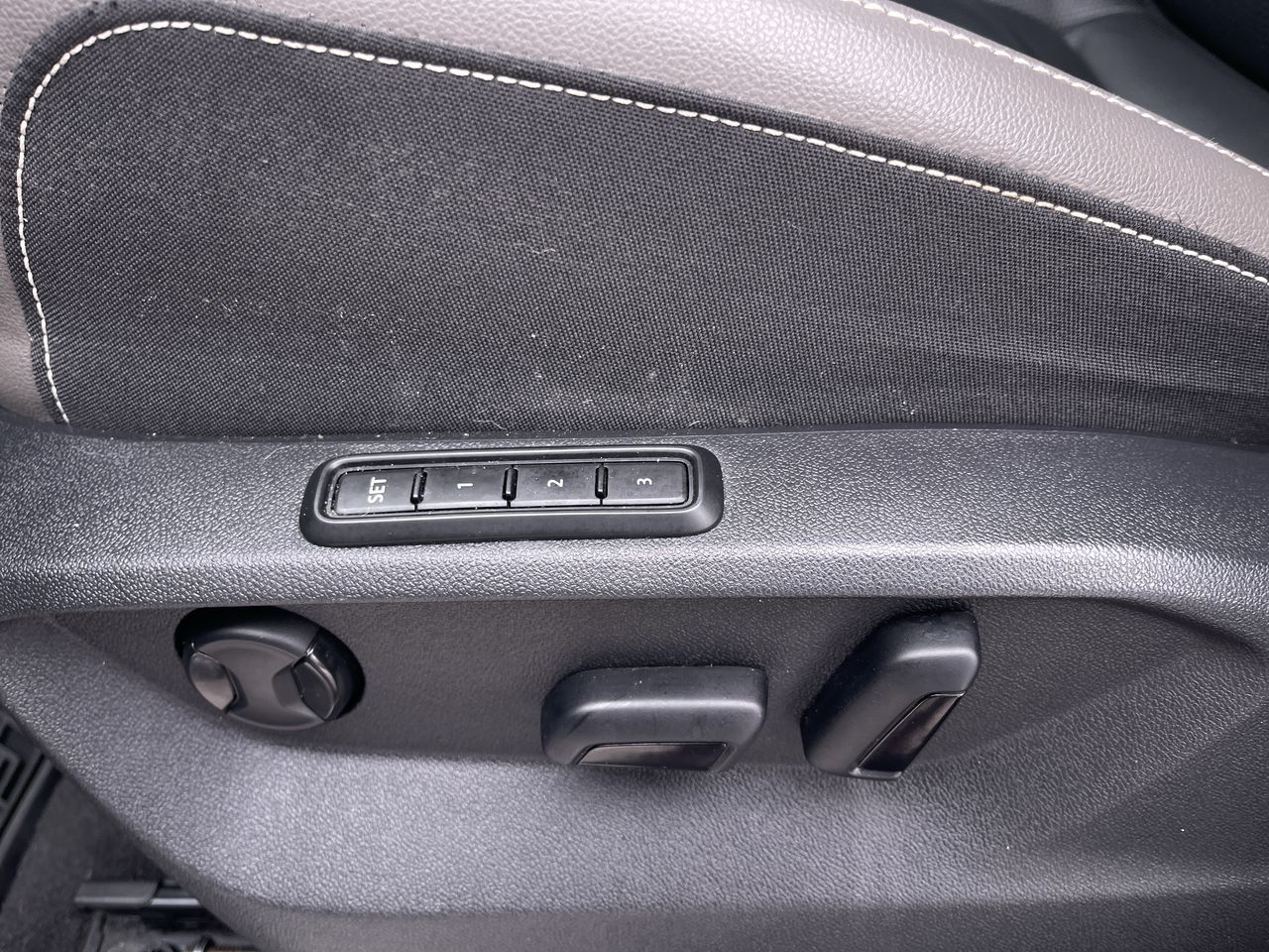 Volkswagen Atlas Cross Sport  2022 à Calgary, Alberta