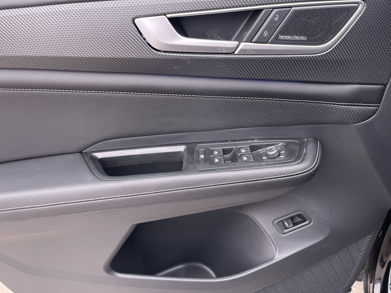 2026 Volkswagen Atlas Cross Sport in Calgary, Alberta