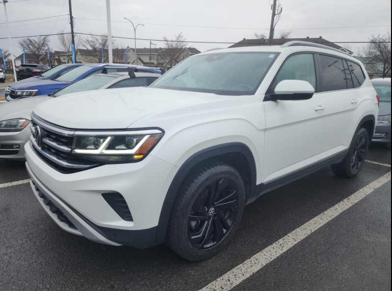 2022 Volkswagen Atlas in Calgary, Alberta