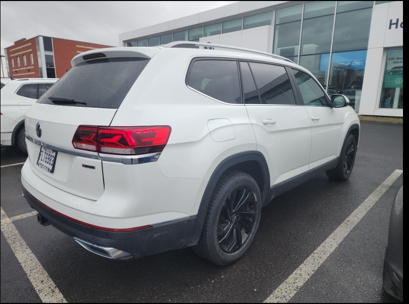 2022 Volkswagen Atlas in Calgary, Alberta