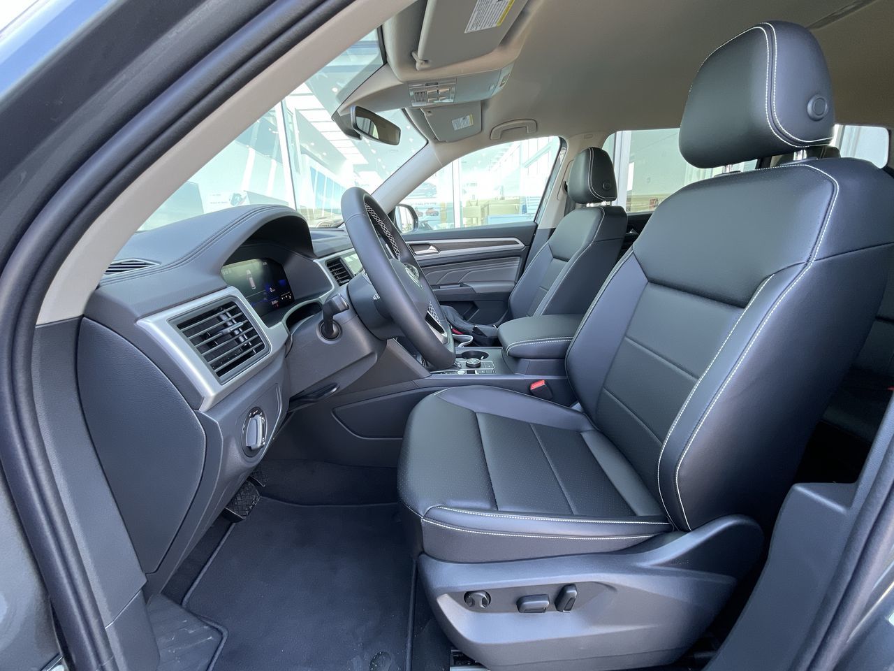 2022 Volkswagen Atlas in Calgary, Alberta