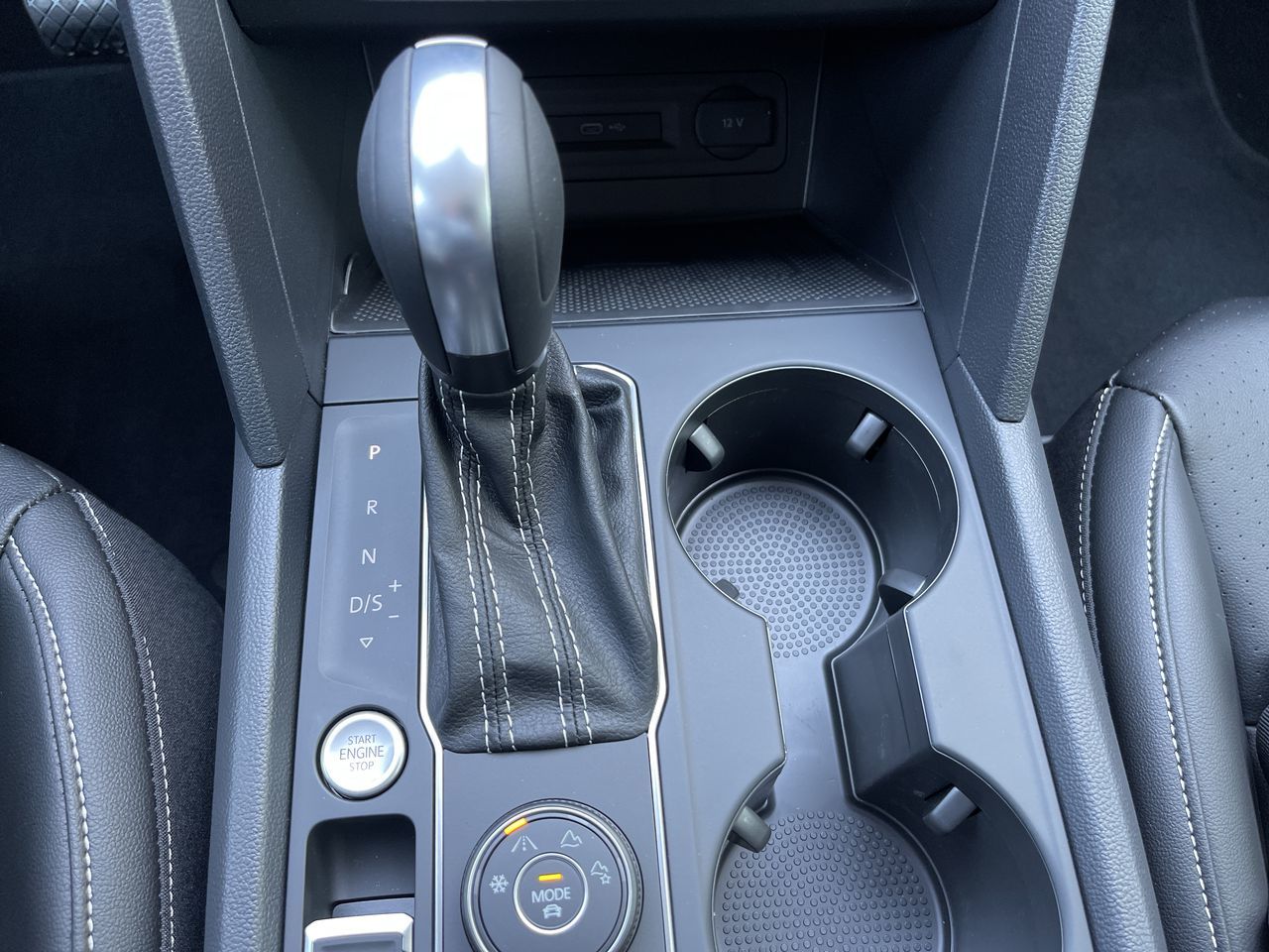 2022 Volkswagen Atlas in Calgary, Alberta