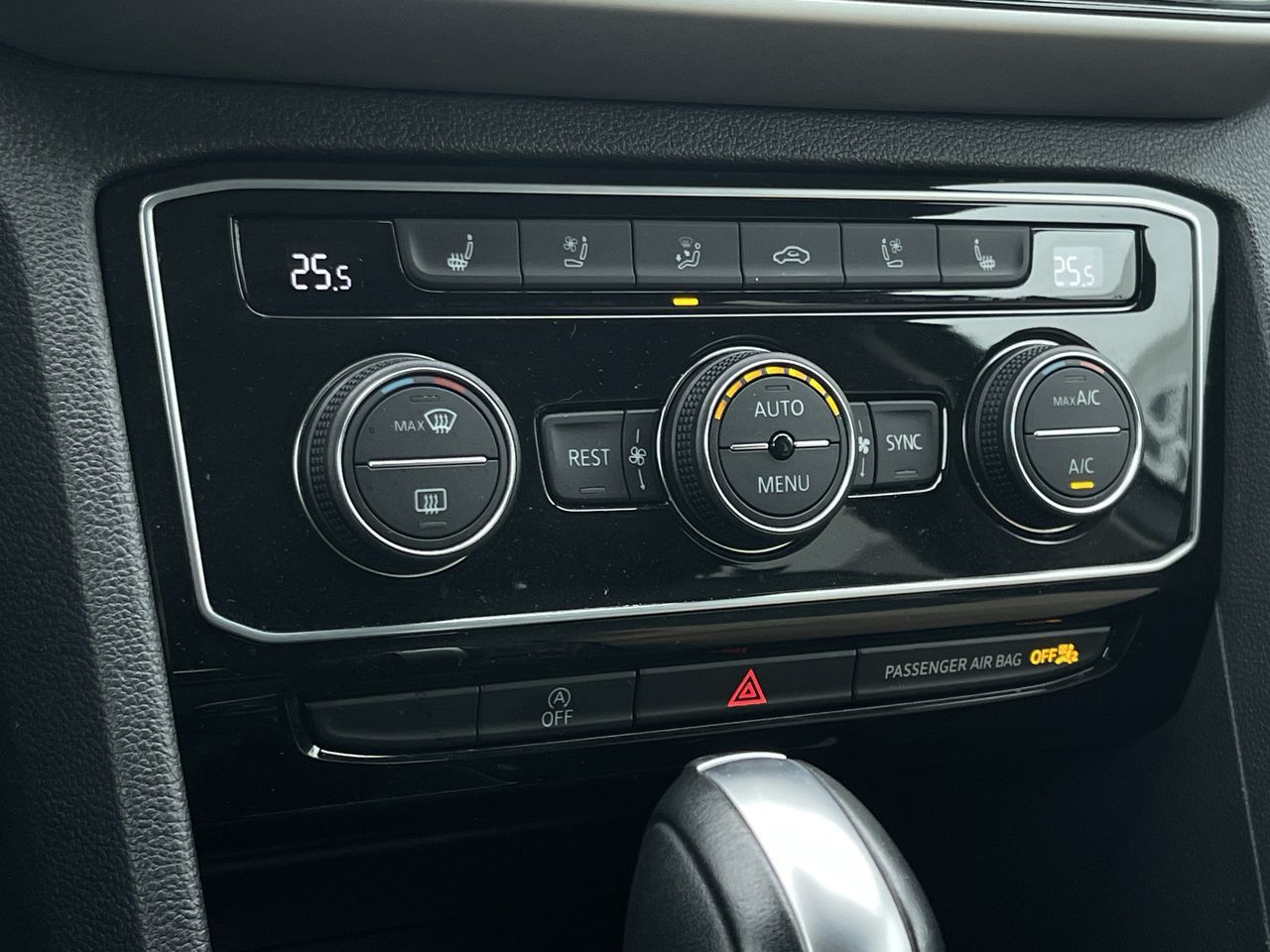 2023 Volkswagen Atlas in Calgary, Alberta