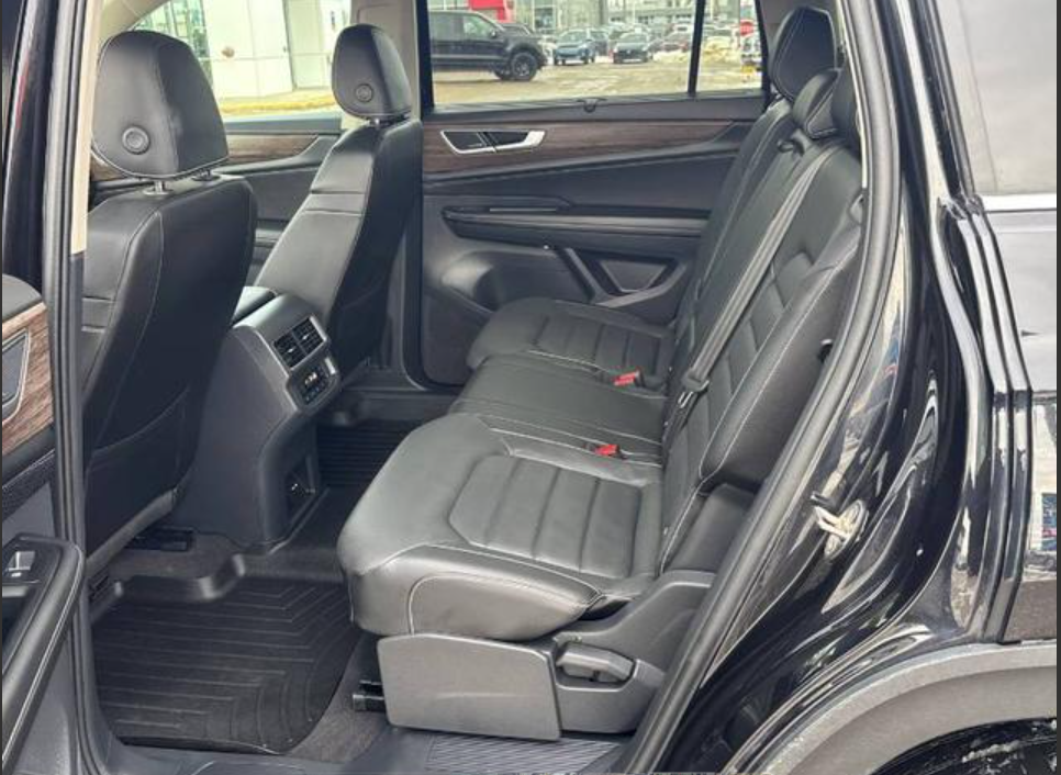 2024 Volkswagen Atlas in Calgary, Alberta