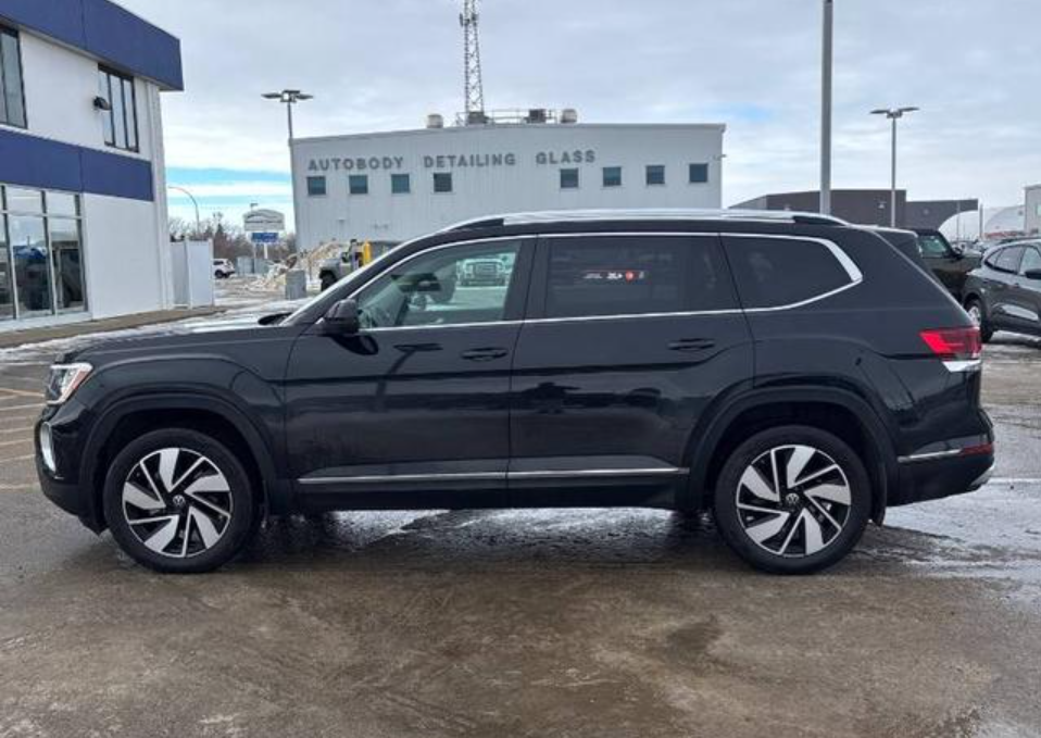 2024 Volkswagen Atlas in Calgary, Alberta