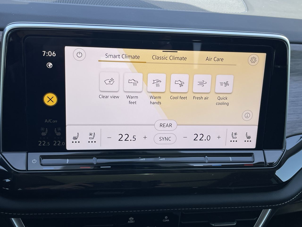 2025 Volkswagen Atlas in Calgary, Alberta