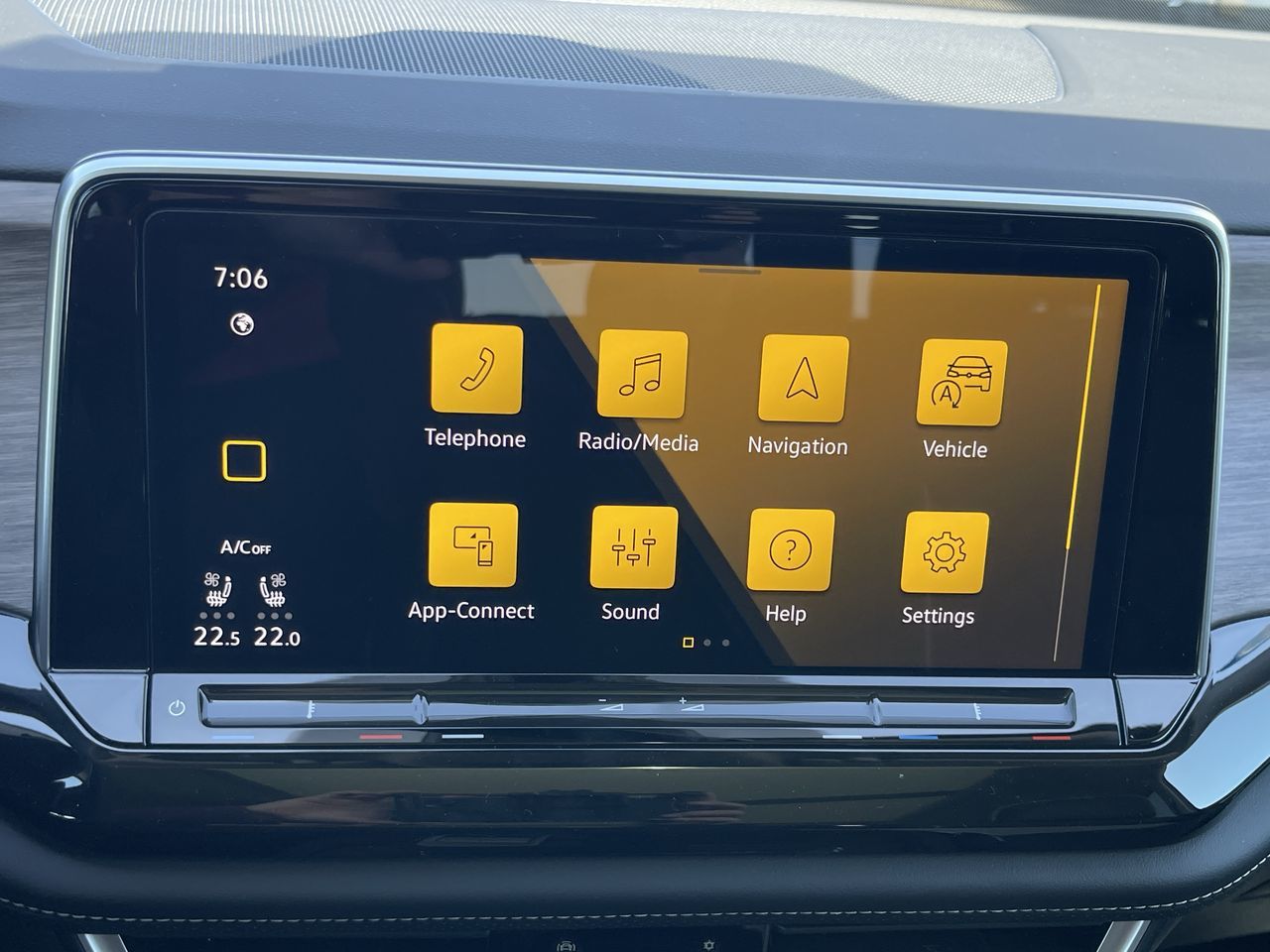 2025 Volkswagen Atlas in Calgary, Alberta