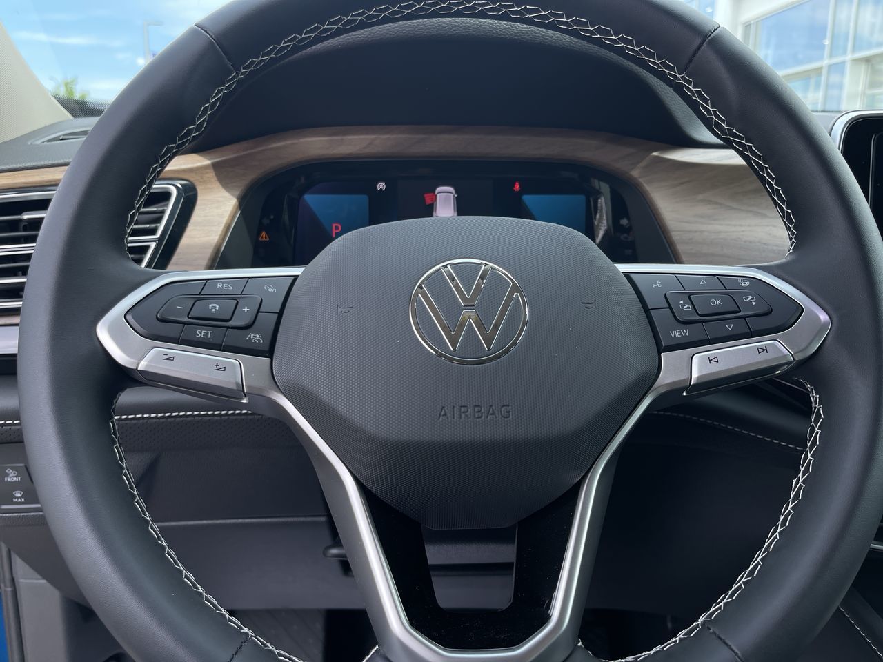 2025 Volkswagen Atlas in Calgary, Alberta