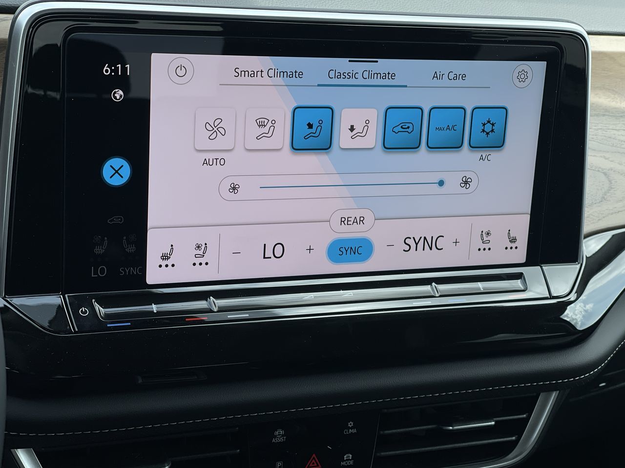 2025 Volkswagen Atlas in Calgary, Alberta