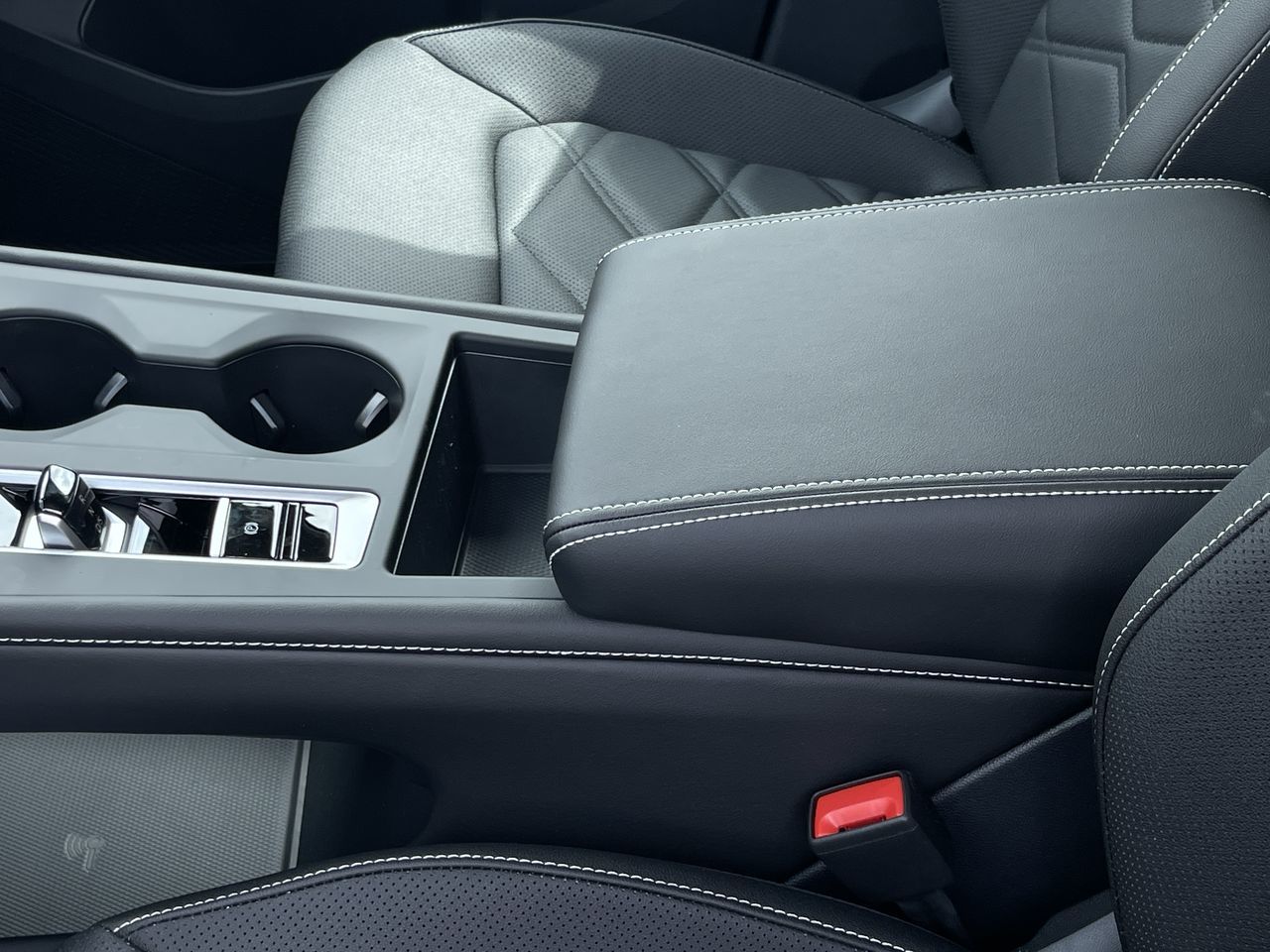 2025 Volkswagen Atlas in Calgary, Alberta