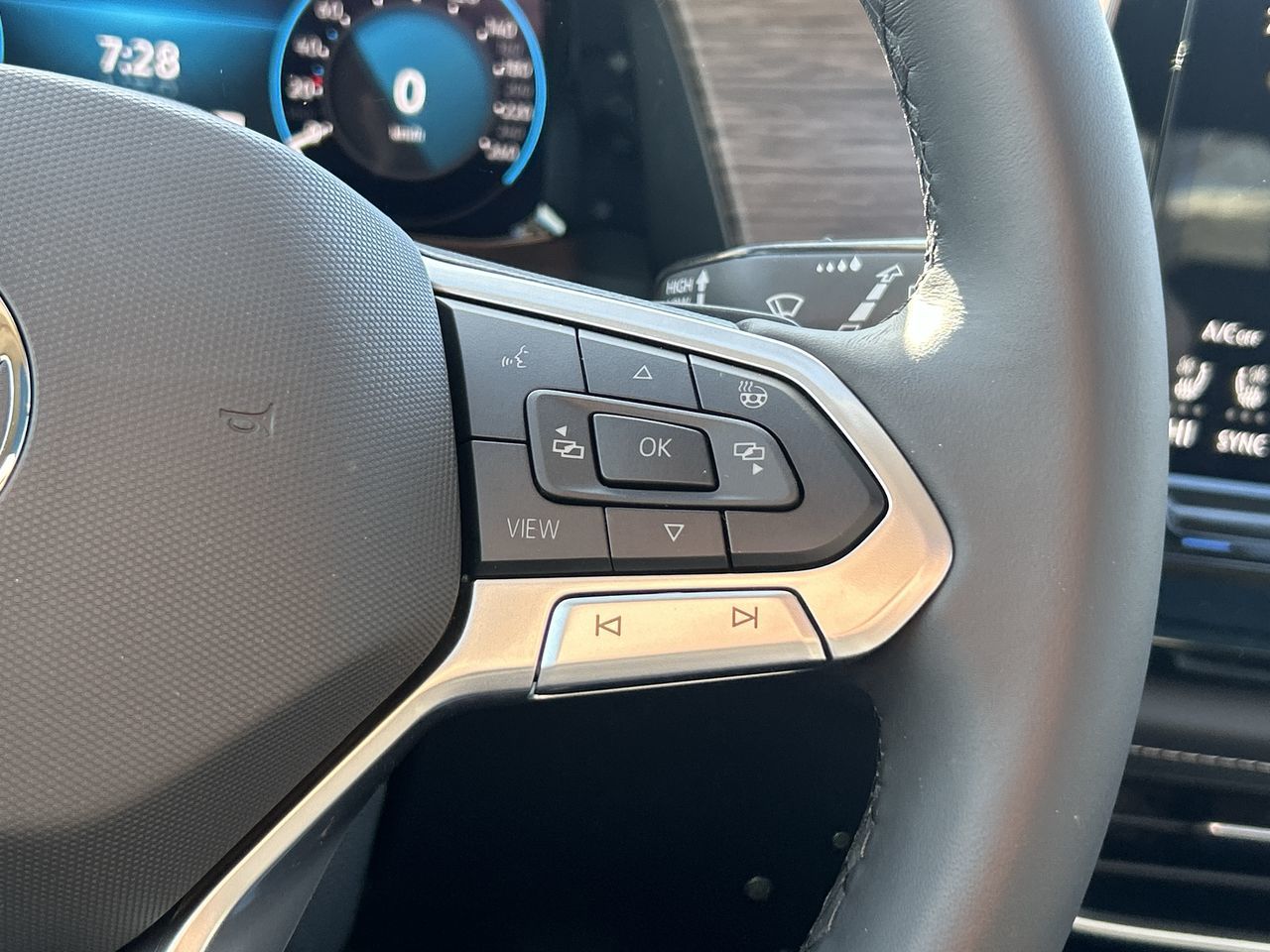2025 Volkswagen Atlas in Calgary, Alberta