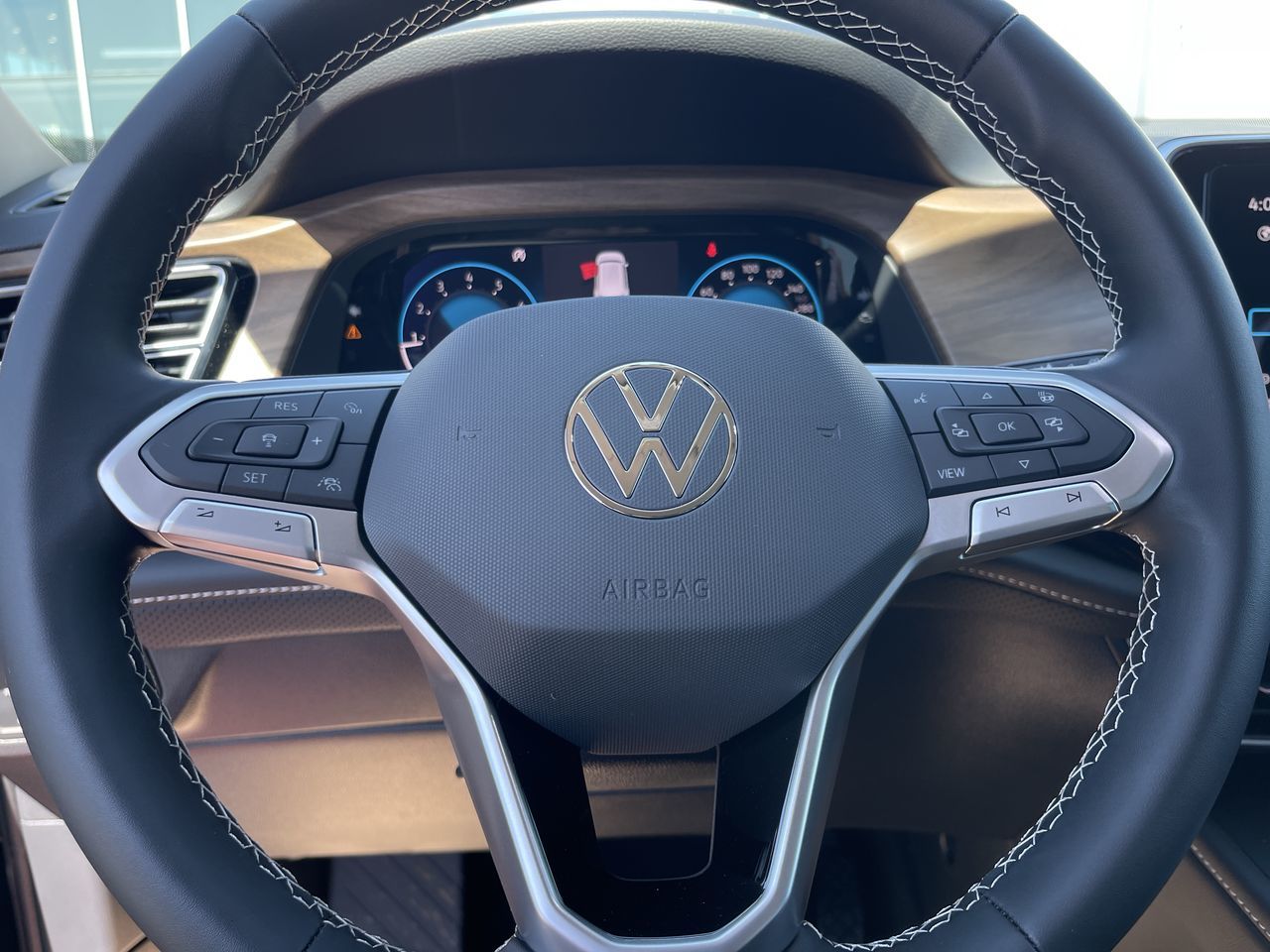 2025 Volkswagen Atlas in Calgary, Alberta