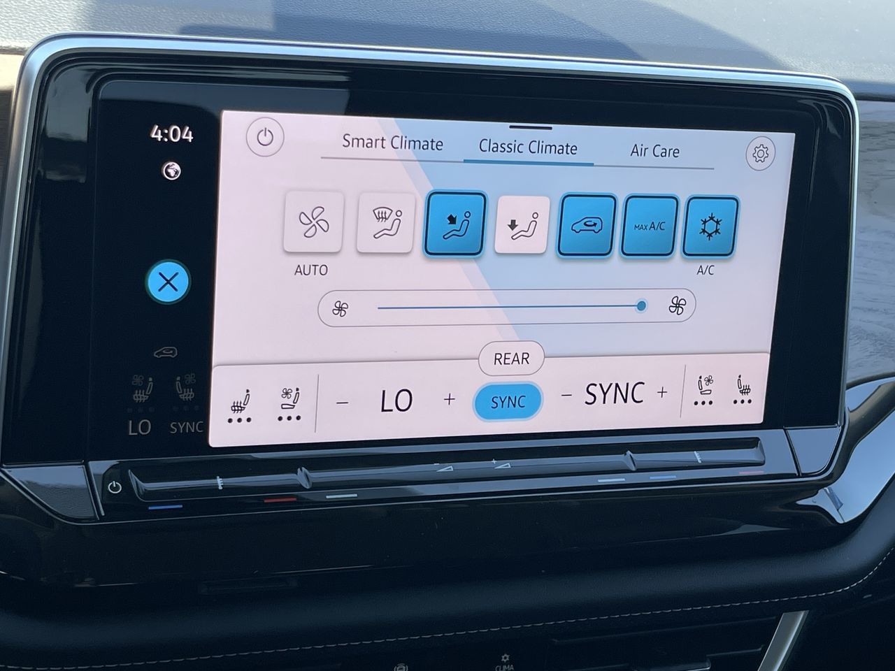 2025 Volkswagen Atlas in Calgary, Alberta
