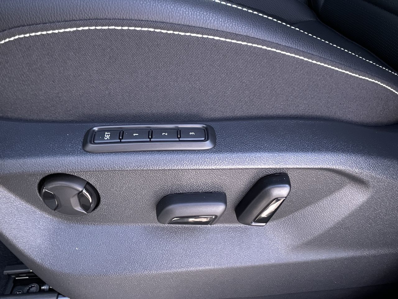 2025 Volkswagen Atlas in Calgary, Alberta