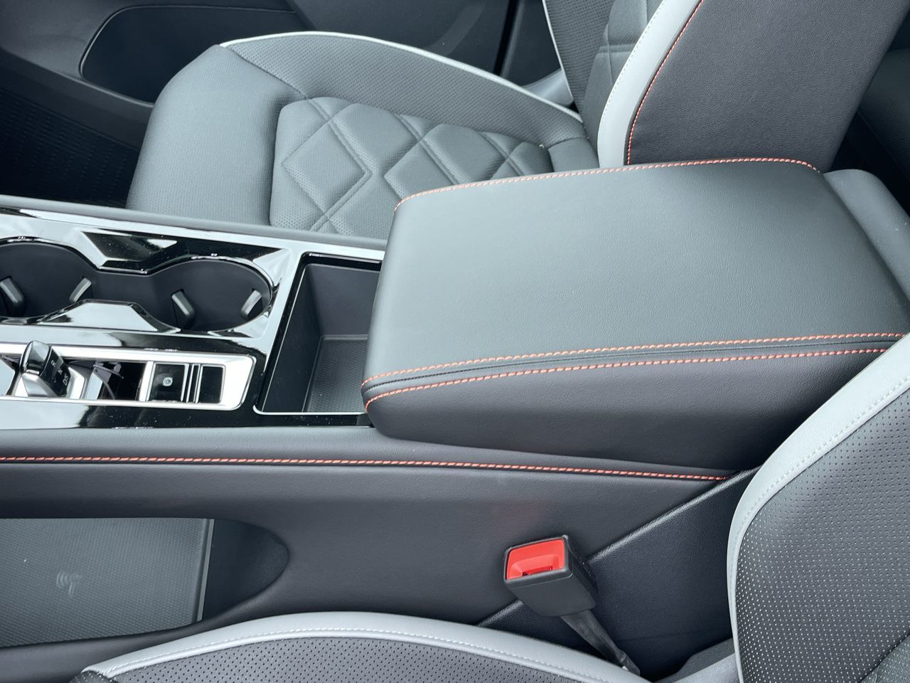 2025 Volkswagen Atlas in Calgary, Alberta