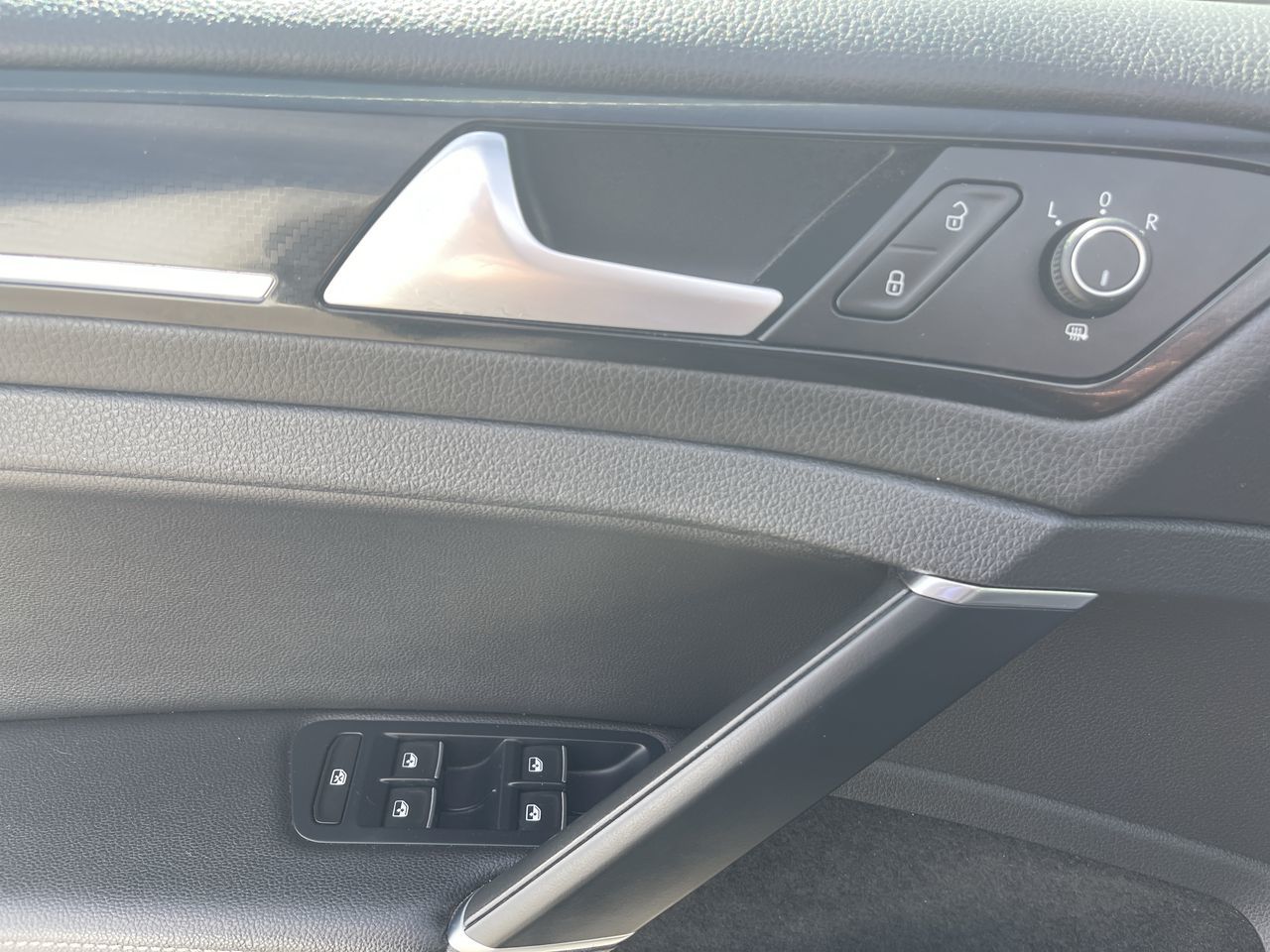 2017 Volkswagen Golf R