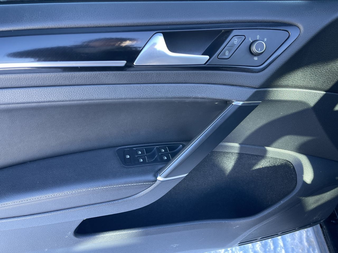 2017 Volkswagen Golf R in Calgary, Alberta