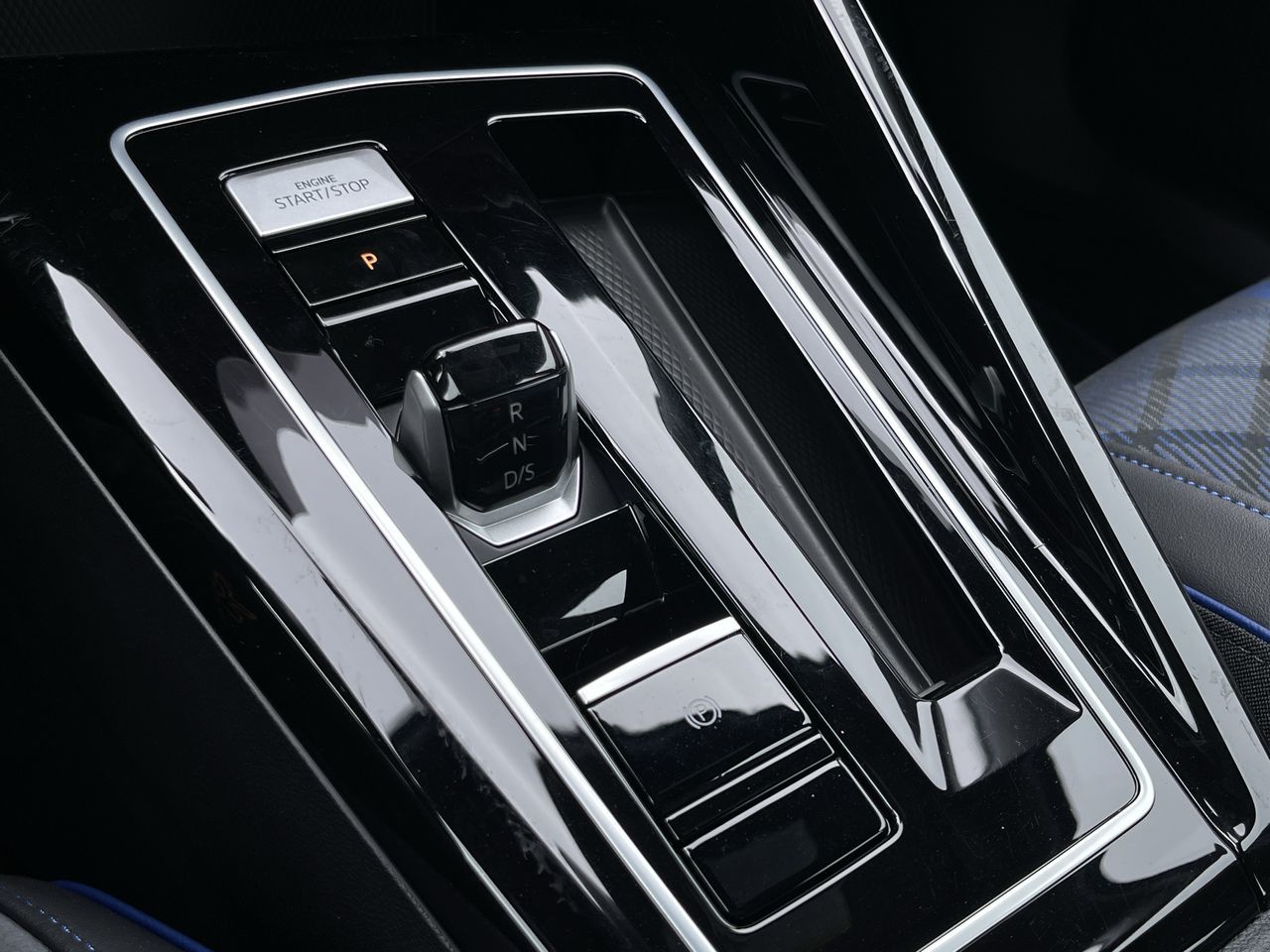 2025 Volkswagen Golf R