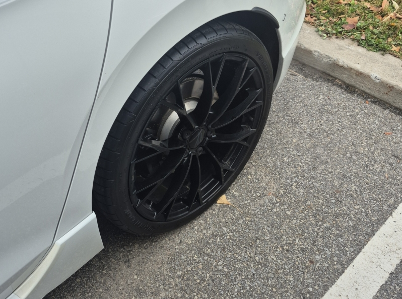 2025 Volkswagen Golf R