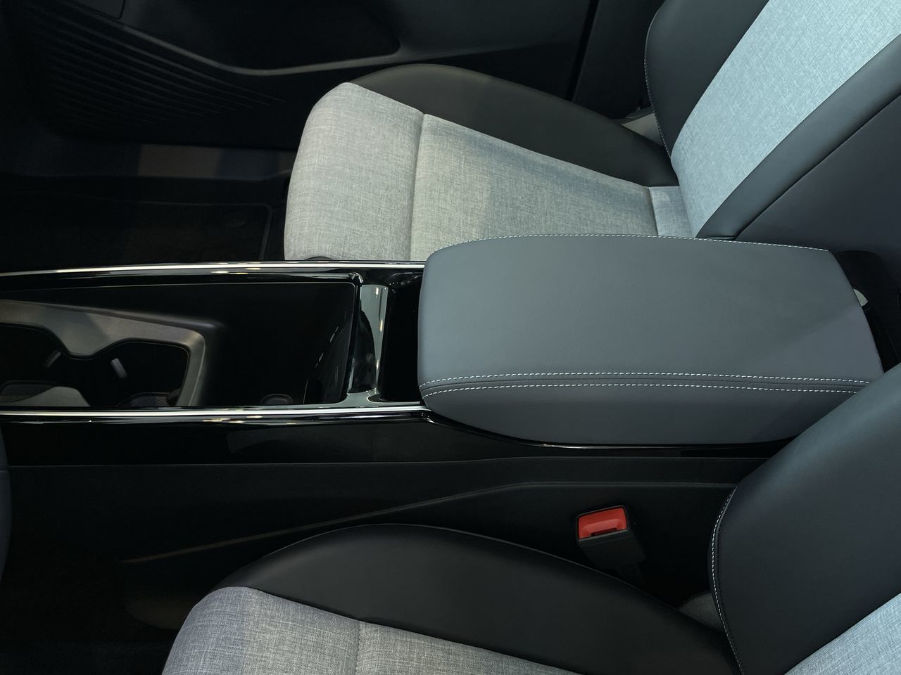 2023 Volkswagen ID.4 in Calgary, Alberta