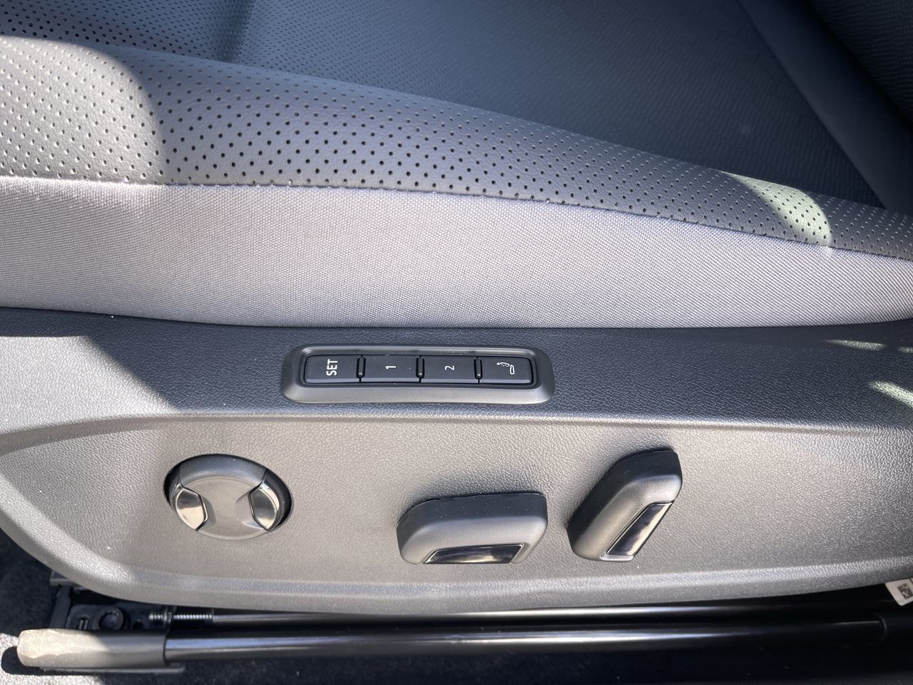 2025 Volkswagen ID.4 in Calgary, Alberta