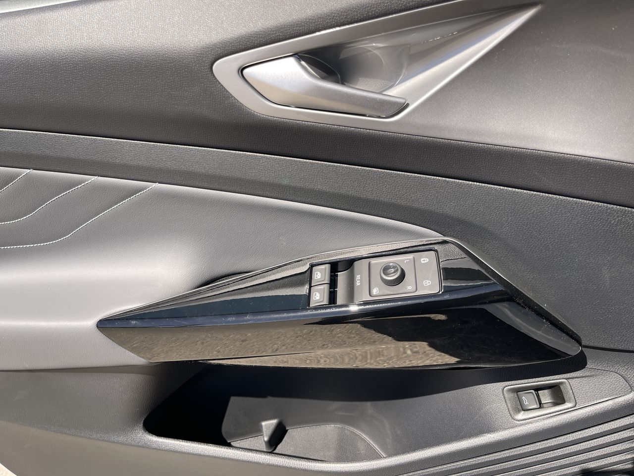 2025 Volkswagen ID.4 in Calgary, Alberta
