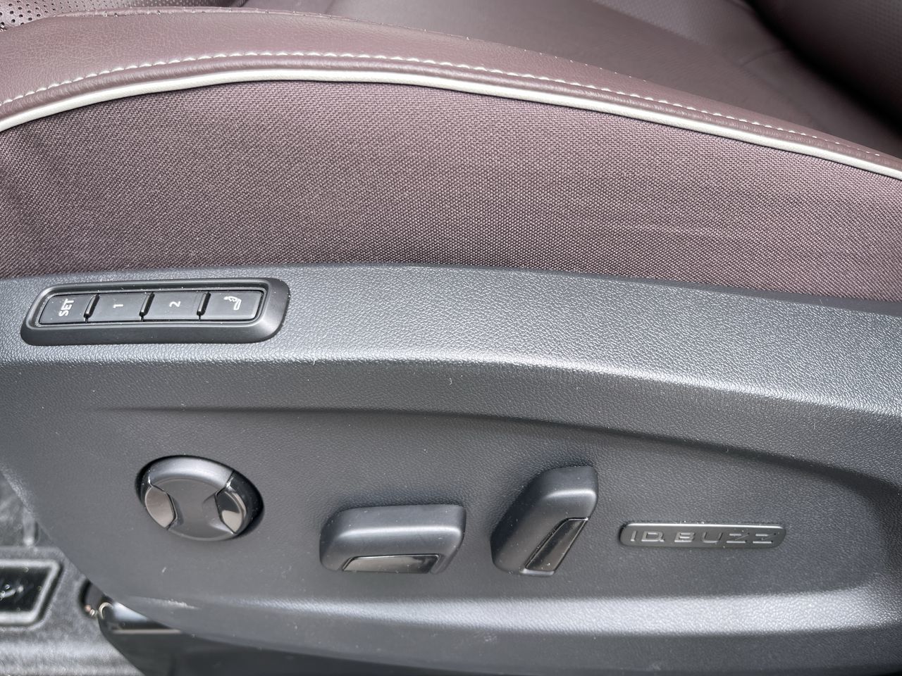 Volkswagen ID. Buzz  2025 à Calgary, Alberta