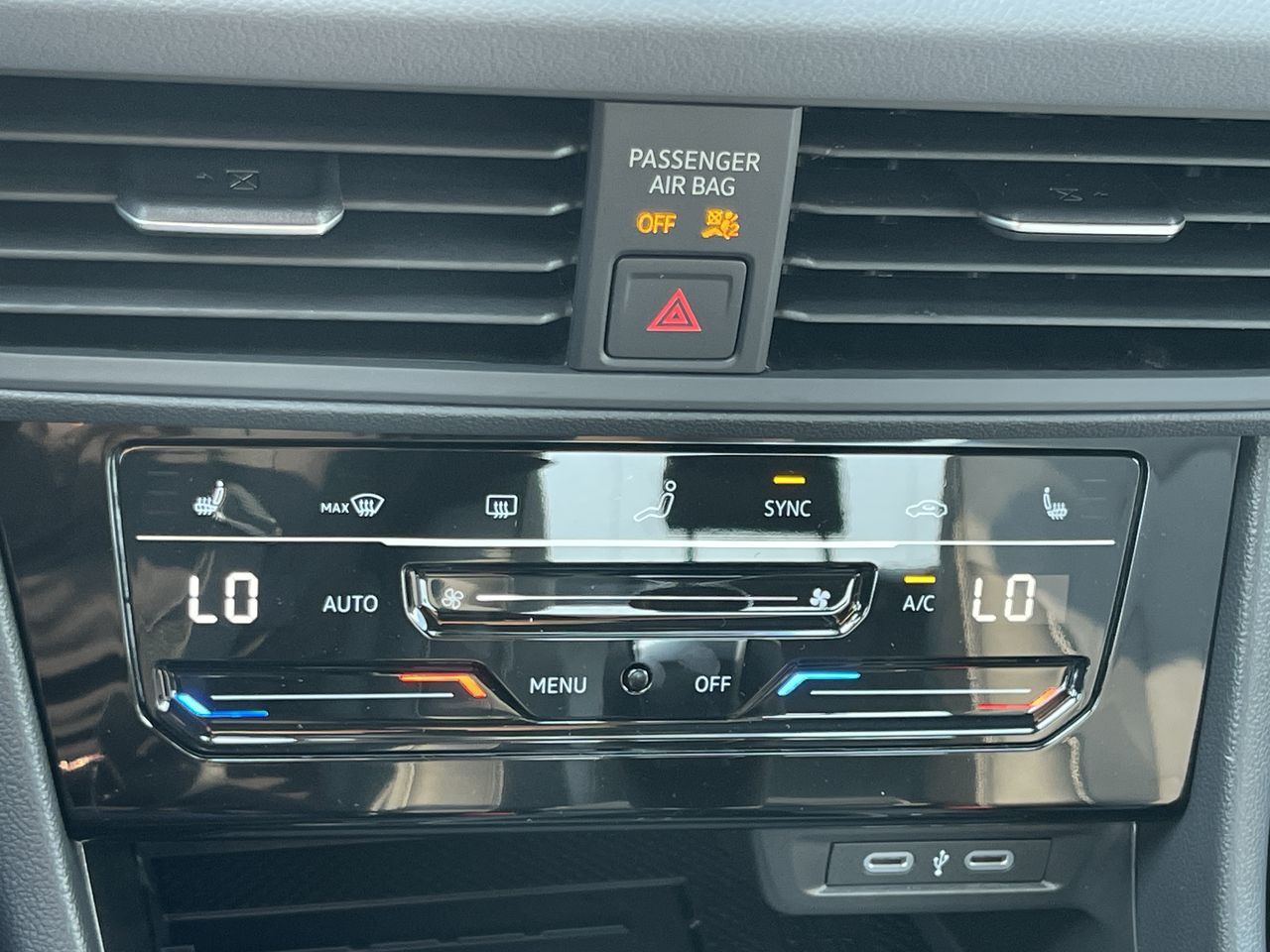 Volkswagen Jetta  2027 à Calgary, Alberta