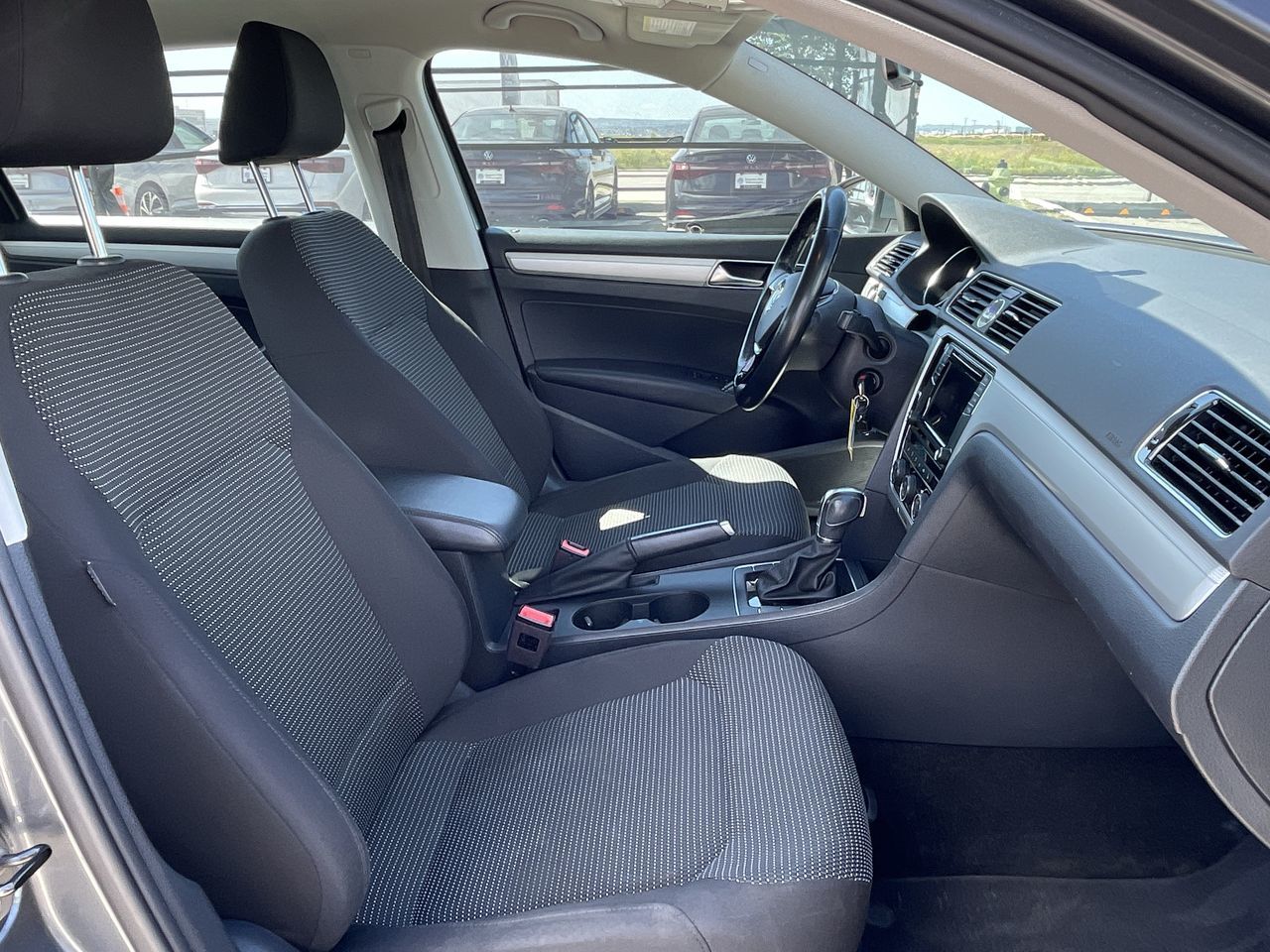 2017 Volkswagen Passat