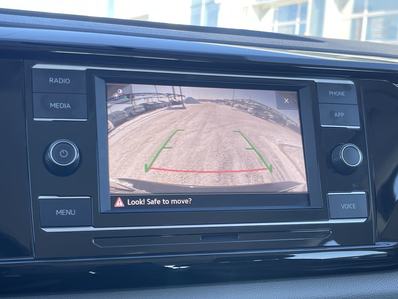 Volkswagen Taos  2022 à Calgary, Alberta