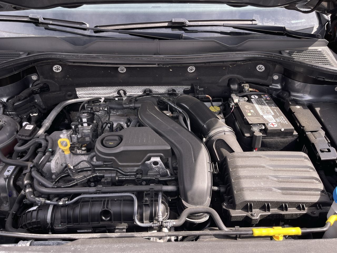 Volkswagen Taos  2022 à Calgary, Alberta