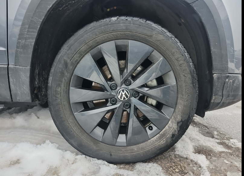 Volkswagen Taos  2022 à Calgary, Alberta