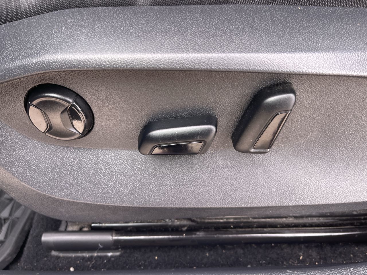 Volkswagen Taos  2022 à Calgary, Alberta