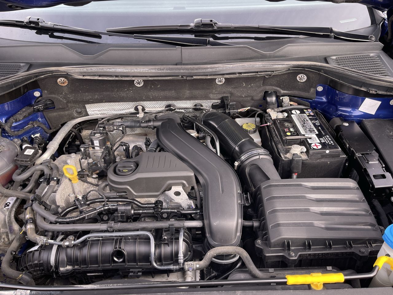 Volkswagen Taos  2022 à Calgary, Alberta