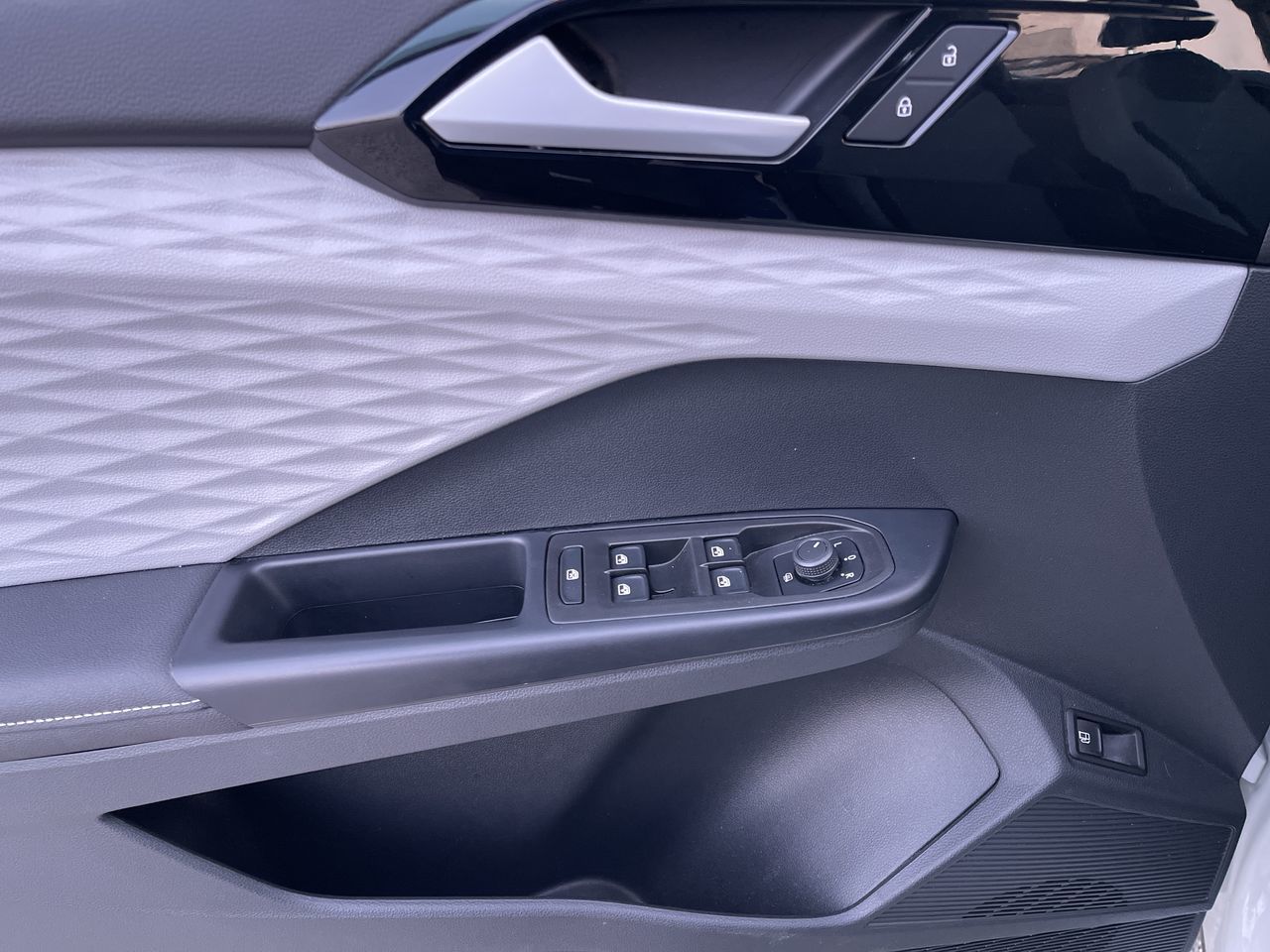 2024 Volkswagen Taos