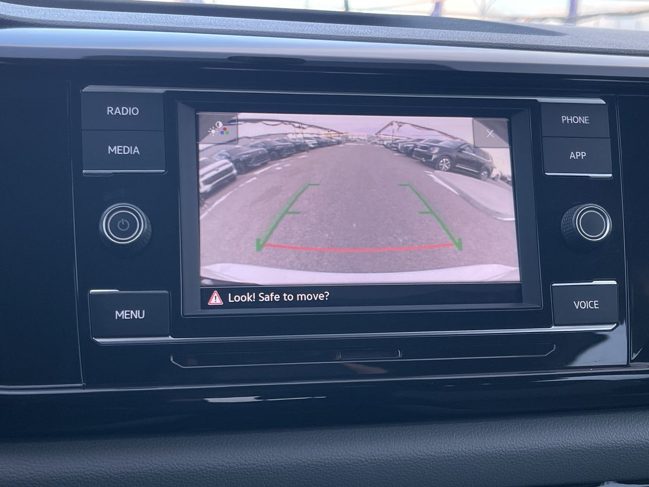 2024 Volkswagen Taos