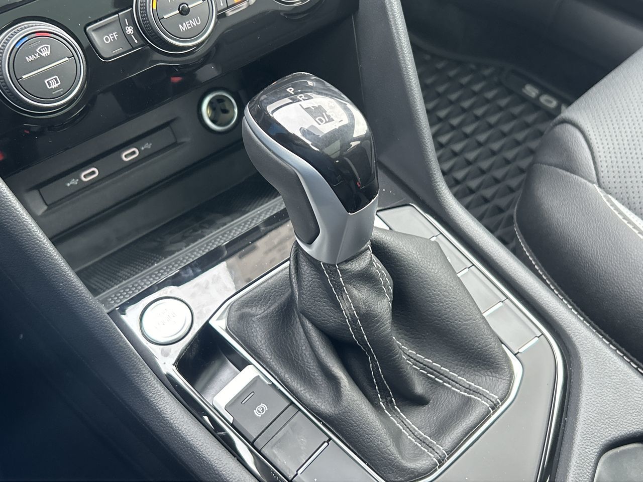 2024 Volkswagen Taos