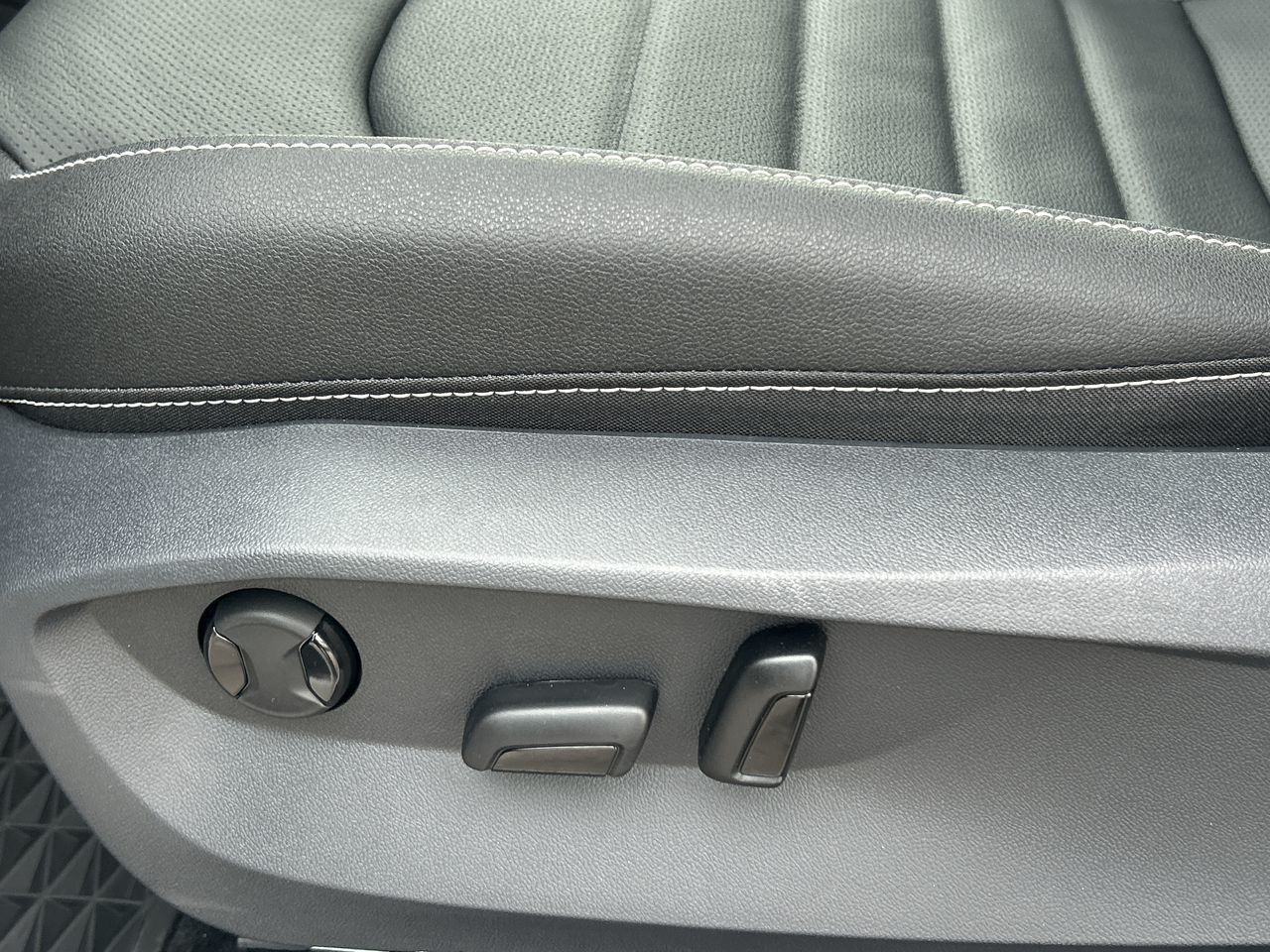 2024 Volkswagen Taos