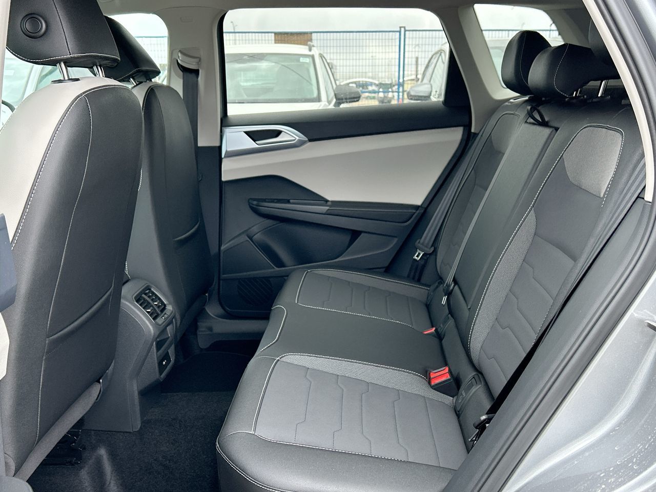 2025 Volkswagen Taos