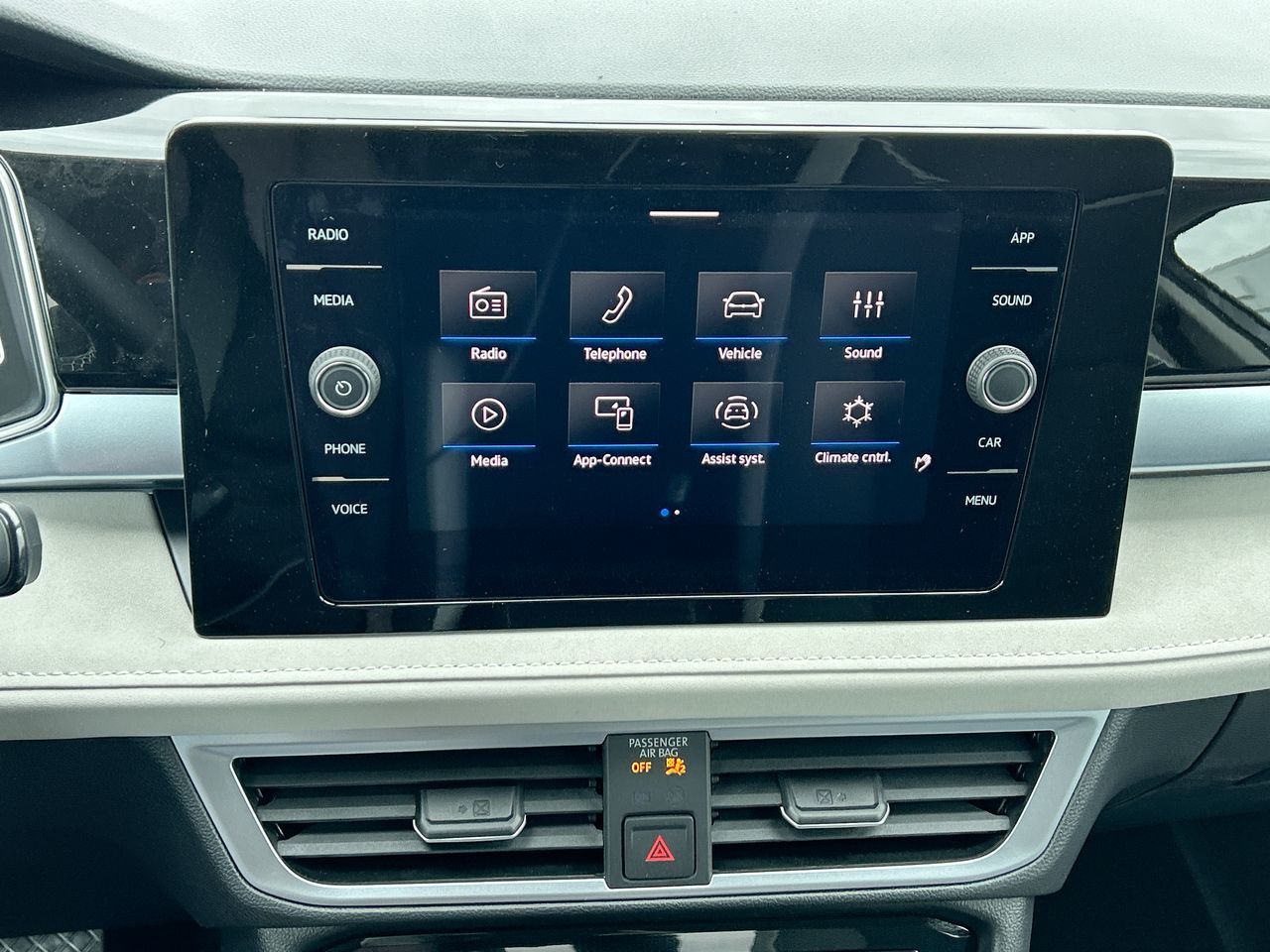 2025 Volkswagen Taos