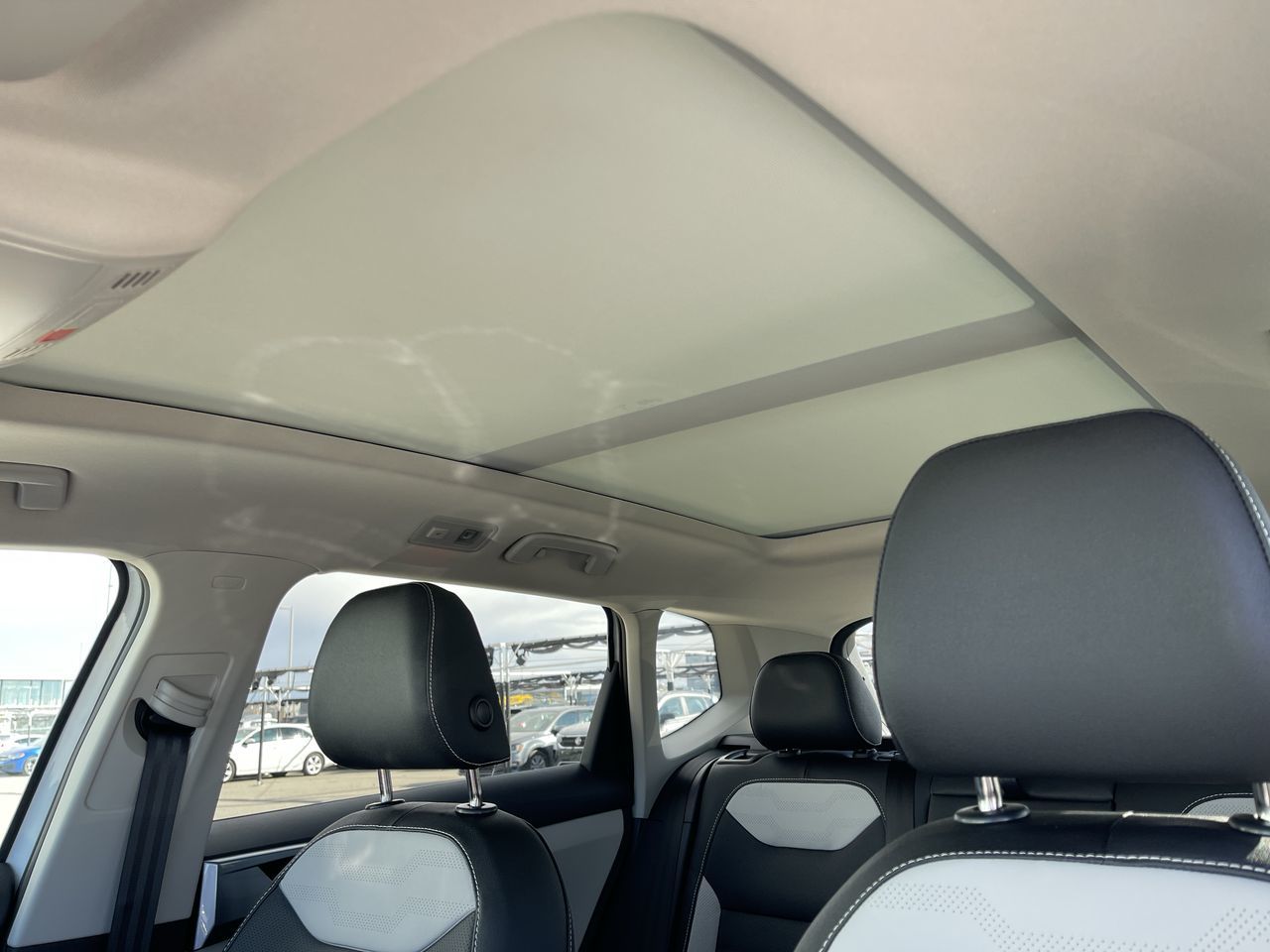 2025 Volkswagen Taos