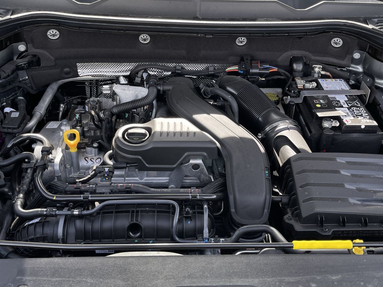 2025 Volkswagen Taos